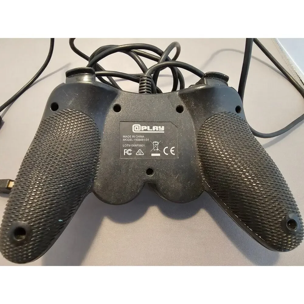 Atplay Black Model 1508481-1 - Playstation USB-Wired Controller - untested